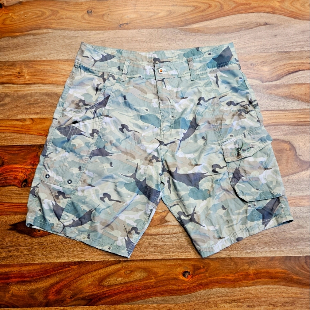 AFTCO Athletic Green and Brown Shorts Lightweight Camouflage